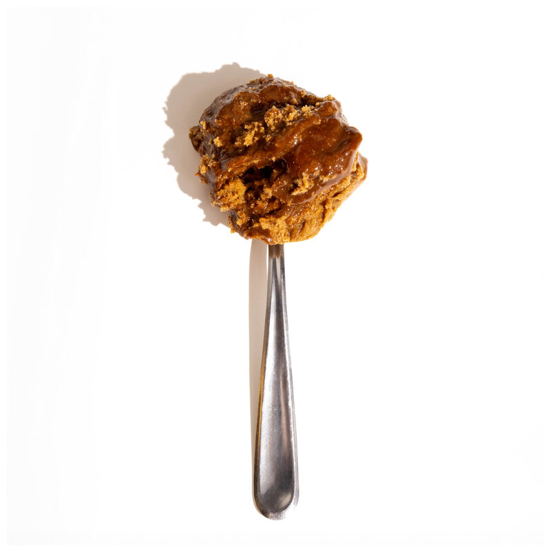 Cucharada de gelato de dulce de leche